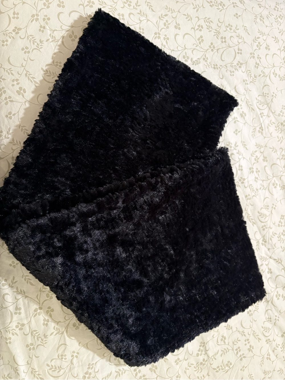 Michael Stars Plush Faux Fur Scarf in Black